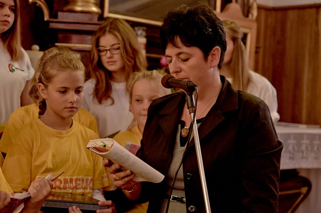 137