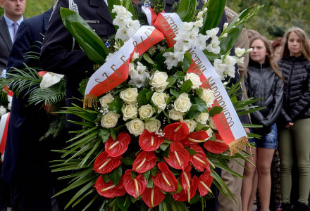 W hołdzie poległym za Ojczyznę – fotorelacja Jacka Ogórka