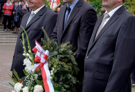 W hołdzie poległym za Ojczyznę – fotorelacja Jacka Ogórka